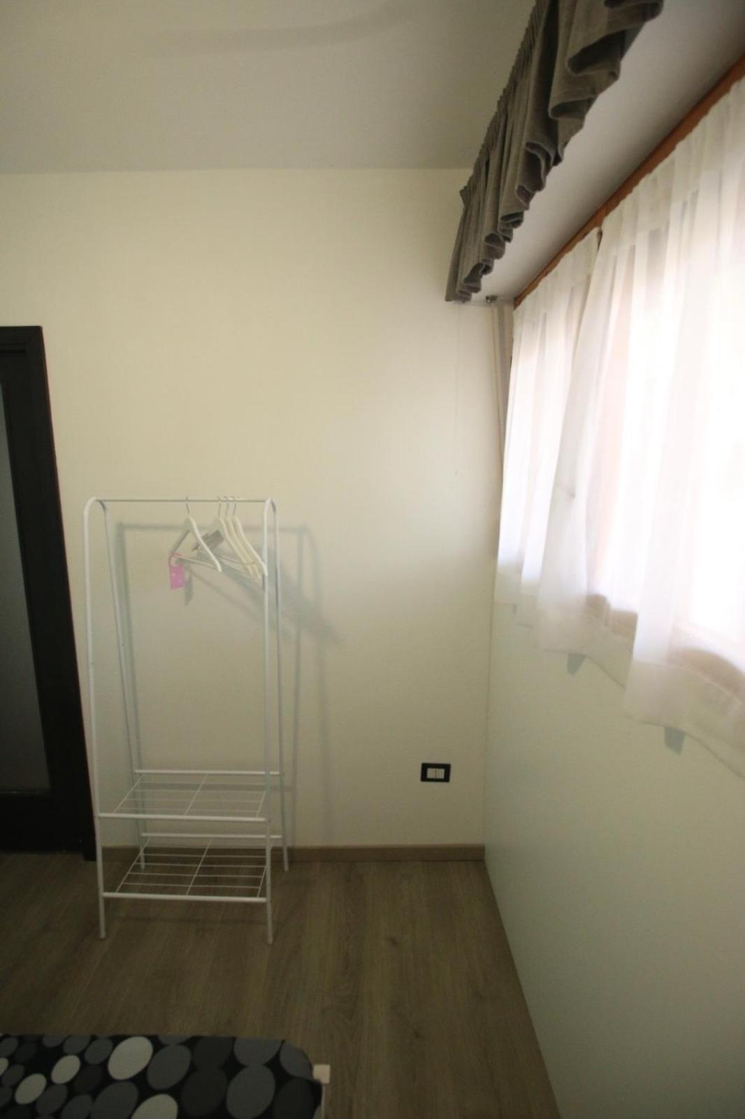 Eneapolis Apartment *